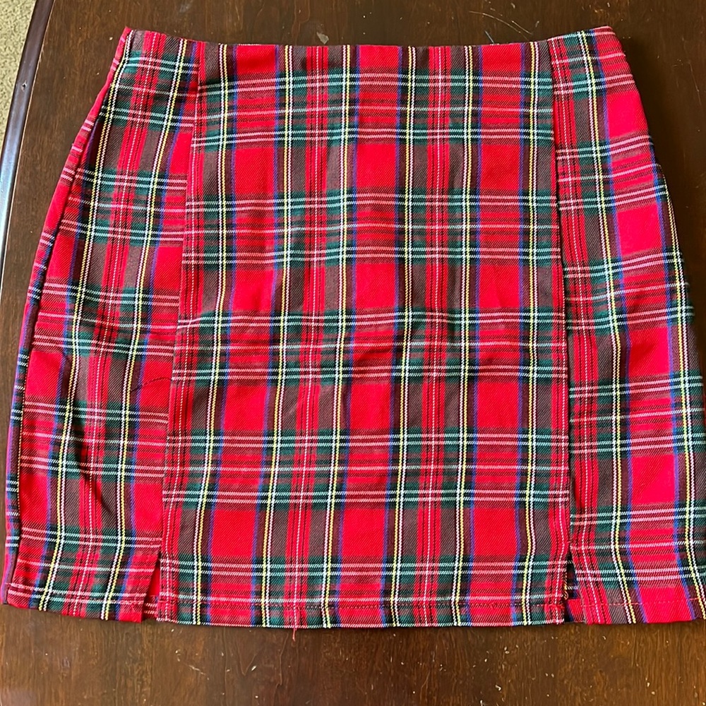 Basic Plaid Skirt